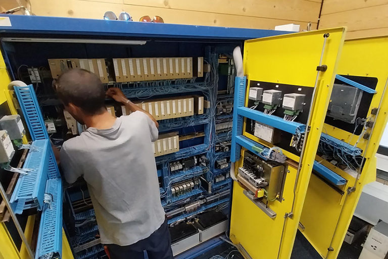 Rénovation électrique d'un télésiège débrayable à Courchevel